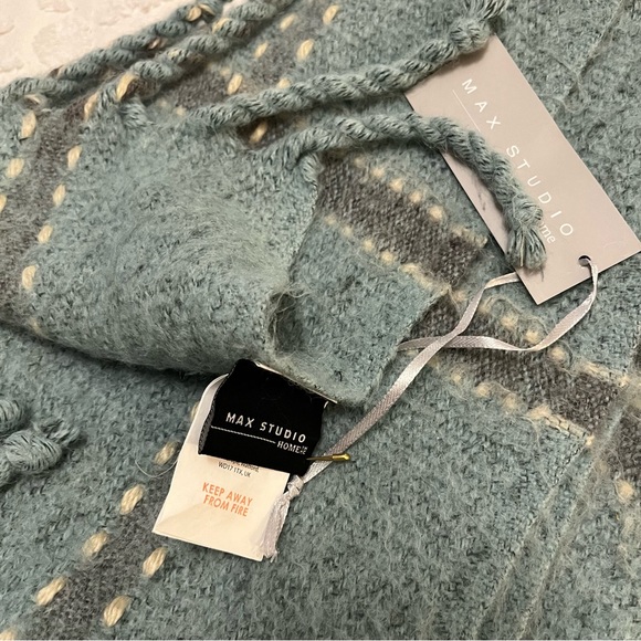 Max Studio Bedding Max Studio Home Acrylic Nylon Polyester Blend